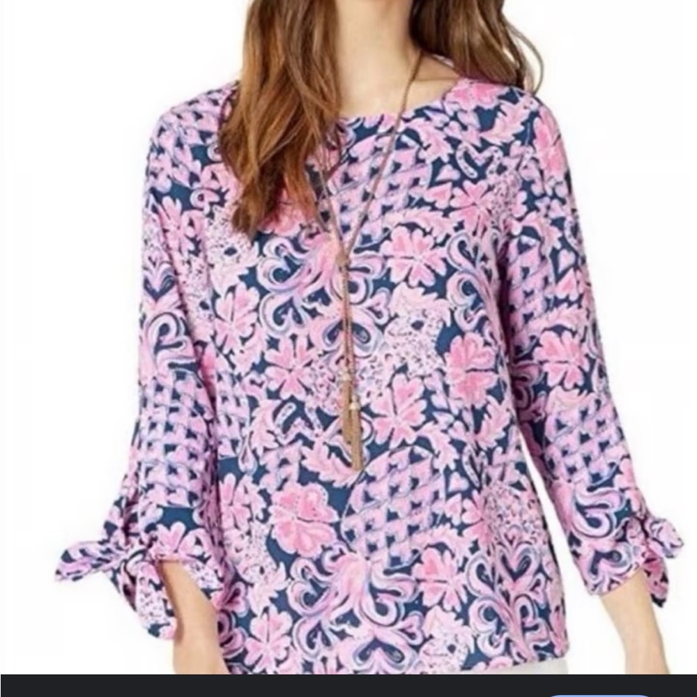 Lilly Pulitzer pink  and Blue Floral Blouse for women’s size S